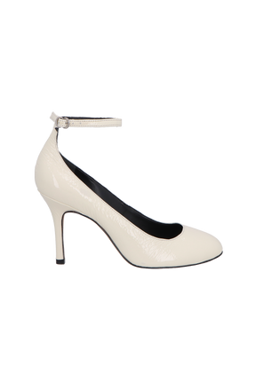SCARPIN DE BICO ARREDONDADO EM COURO OFF WHITE