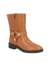 BOTA BIKER EM COURO CARAMELO