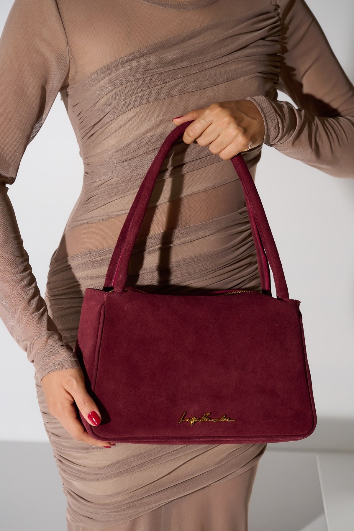 BOLSA MÉDIA EM CAMURÇA MARSALA